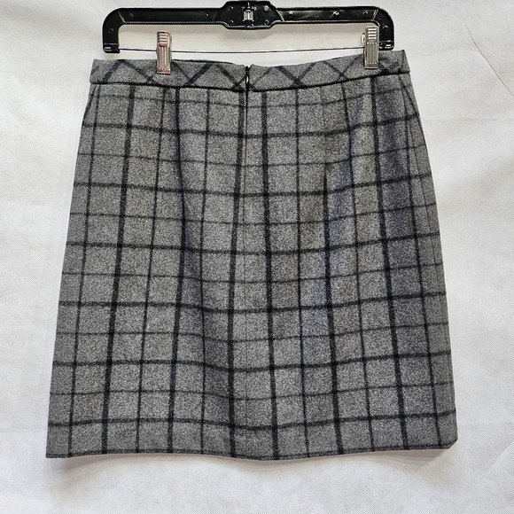Dalia Plaid Wool Skirt Grey & Black 50% Wool 40% Polyester 10% Viscose Size 4 - Picture 2 of 4